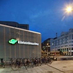 Kiinteistömaailman kirkastettu valomainos